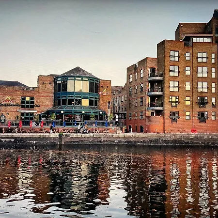 Surrey Docks Se16 Near Canada Water N Easy Access Canary Wharf London Exterior photo