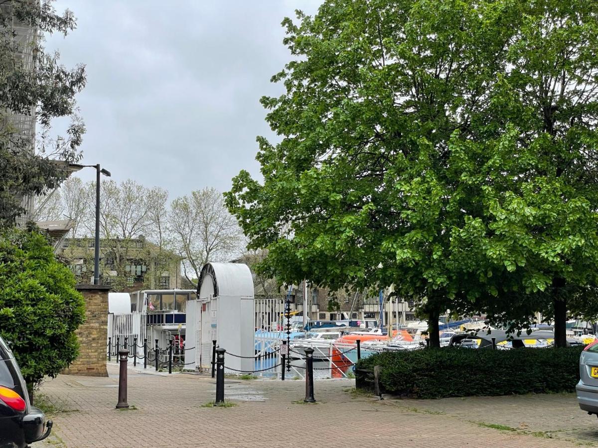 Appartement Surrey Docks Se16 Near Canada Water N Easy Access Canary Wharf Londres