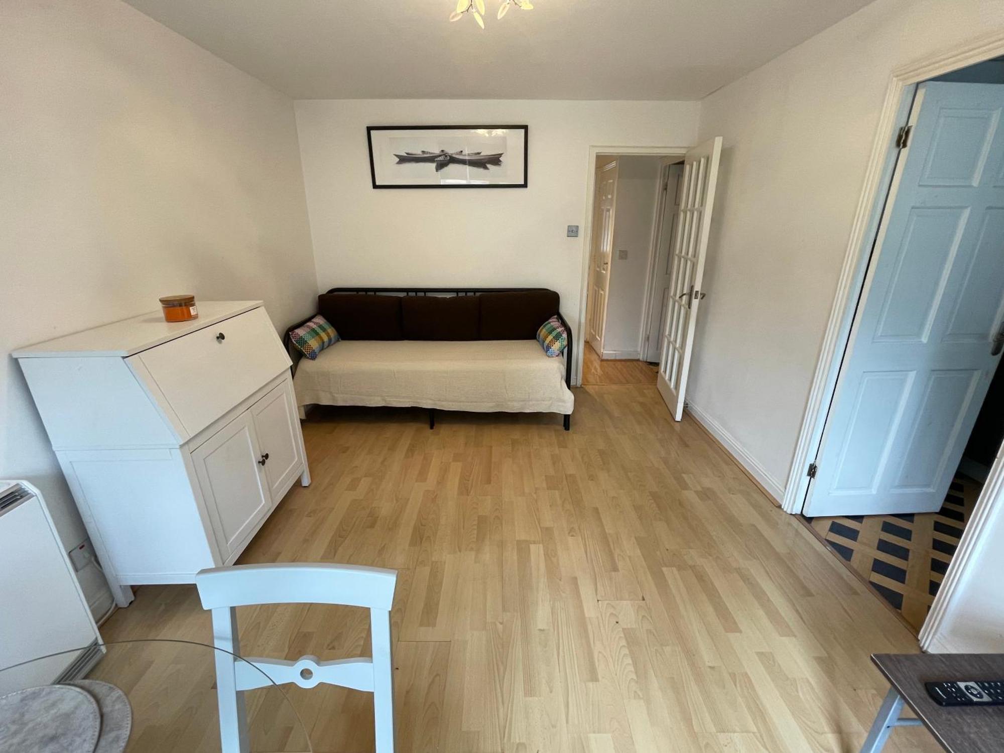 Appartamento Surrey Docks Se16 Near Canada Water N Easy Access Canary Wharf *